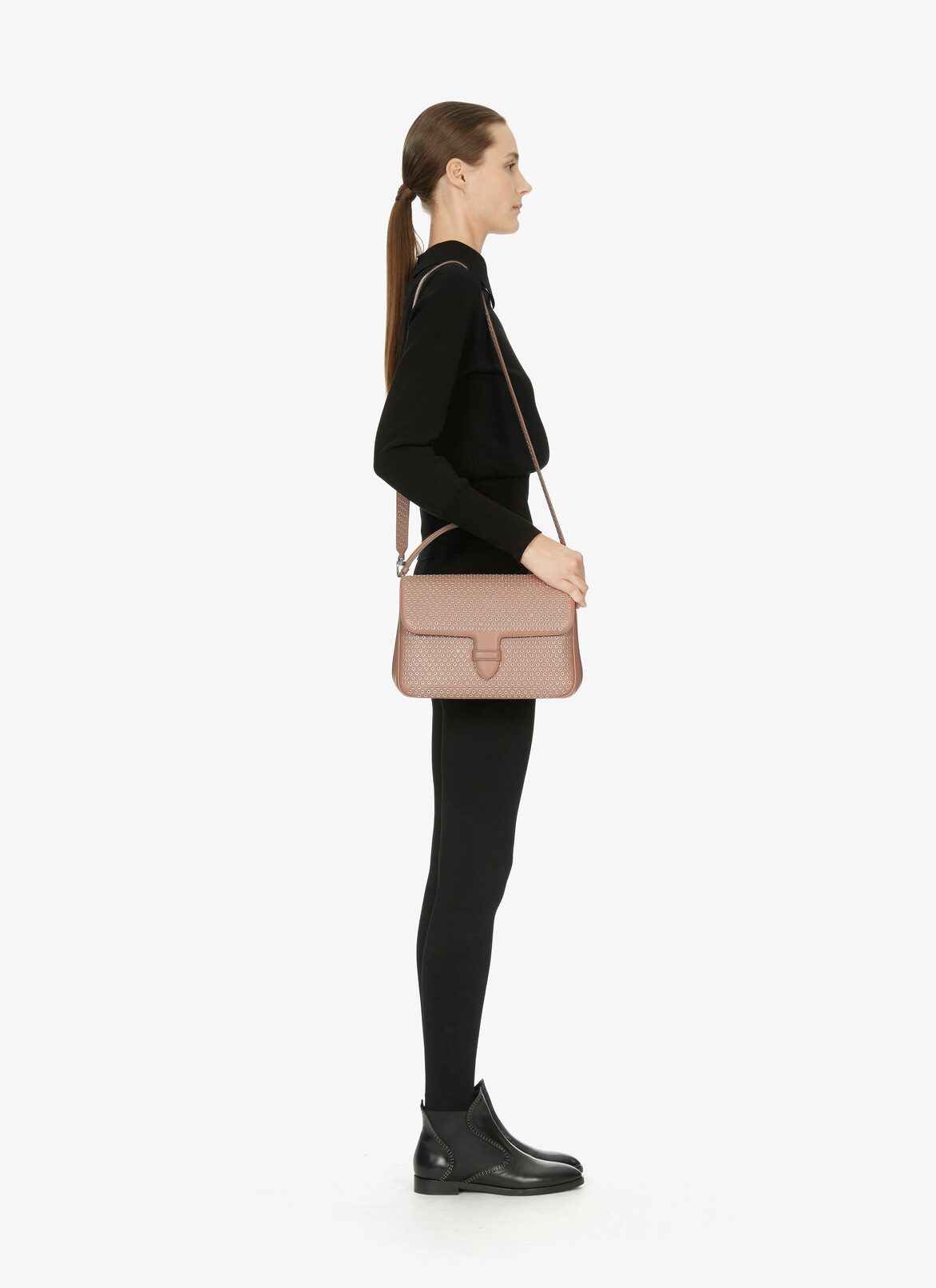 Bettina 27 Handbag ALAÏA BEIGE BETTINA 27 HANDBAG